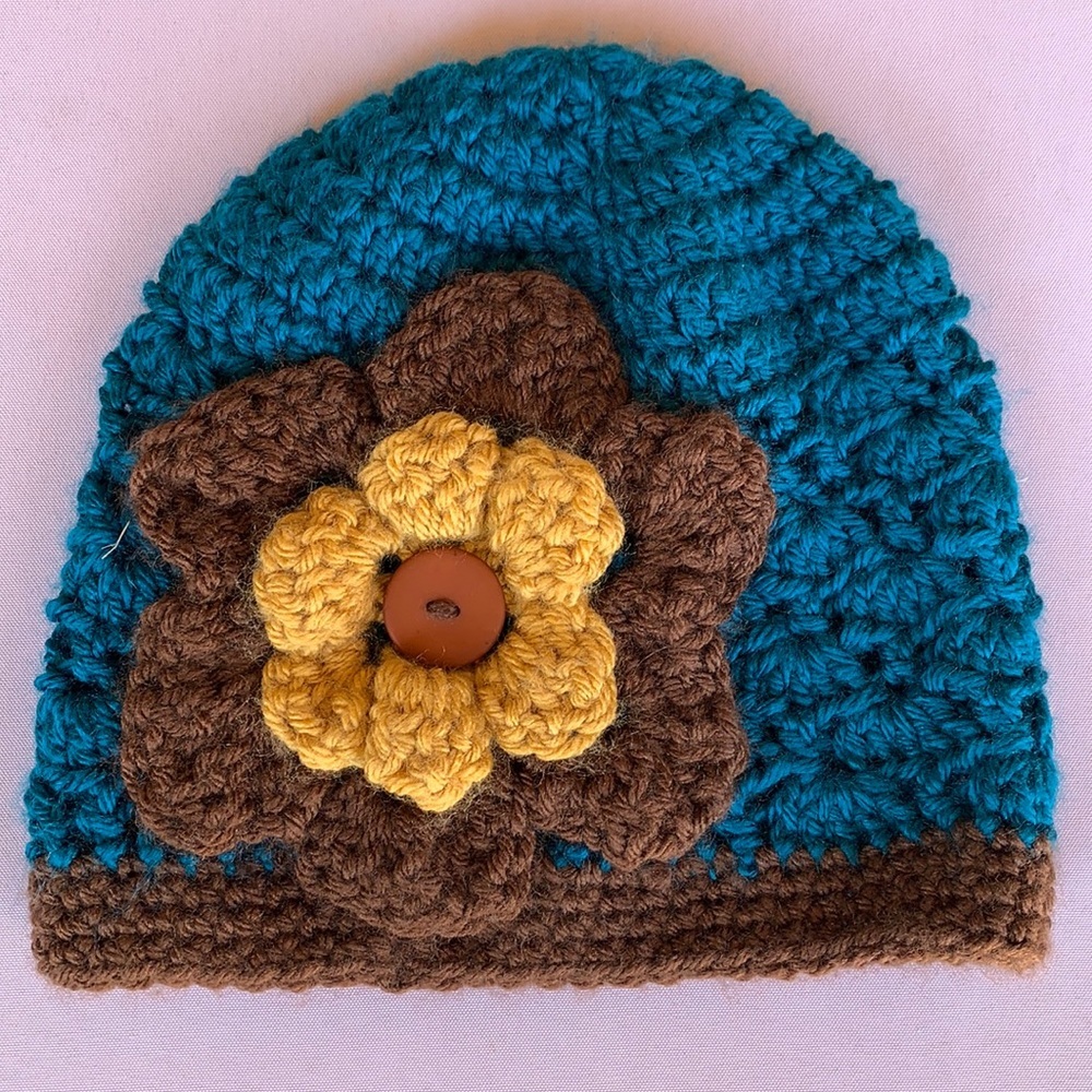 Hand knit winter hat for women/girls
